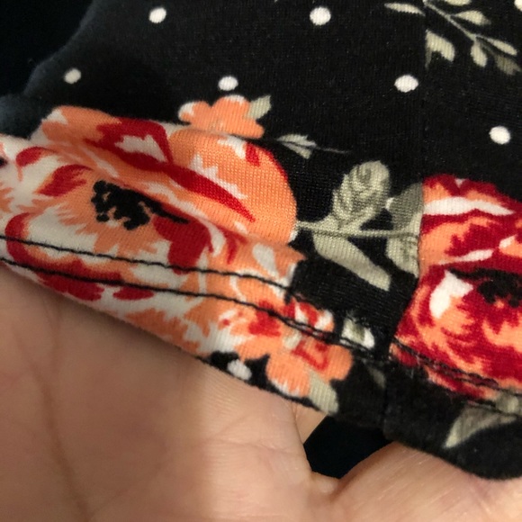 Ladies size medium top - Picture 7 of 13